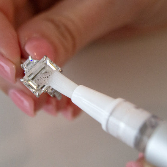 Sparkle Wand - Jeweler Cleaner in a Pen