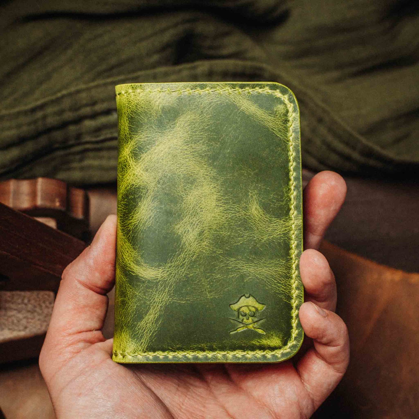 Pirate Goods Buccaneer Bifold Wallet – Slim Minimalist Leather EDC Card Holder