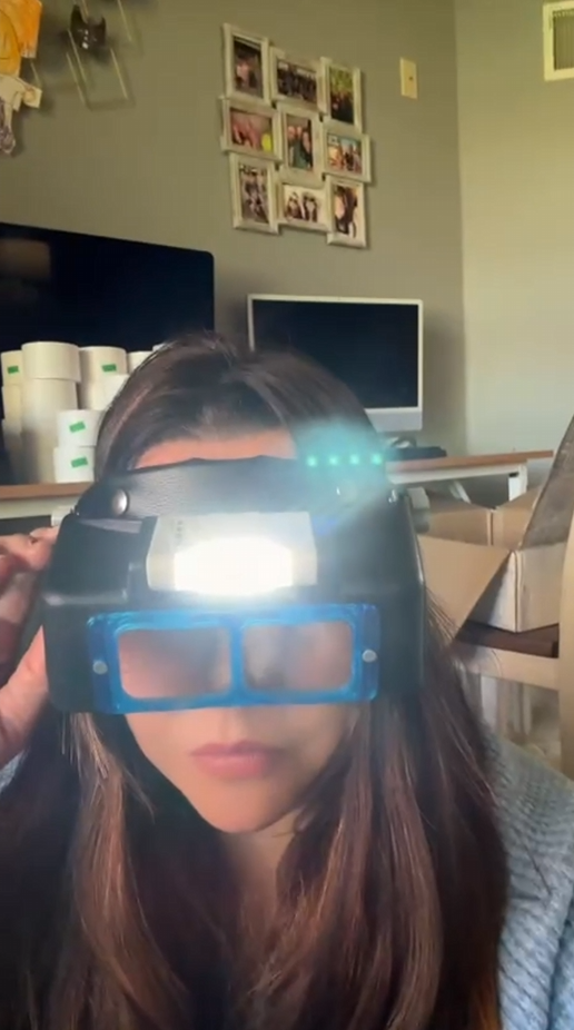 GTE Rechargeable Headband Magnifier with LED Light – 4 Interchangeable Lenses (1.5X–3.5X) Hands-Free Visor for Jewelers, Crafts & Hobbies