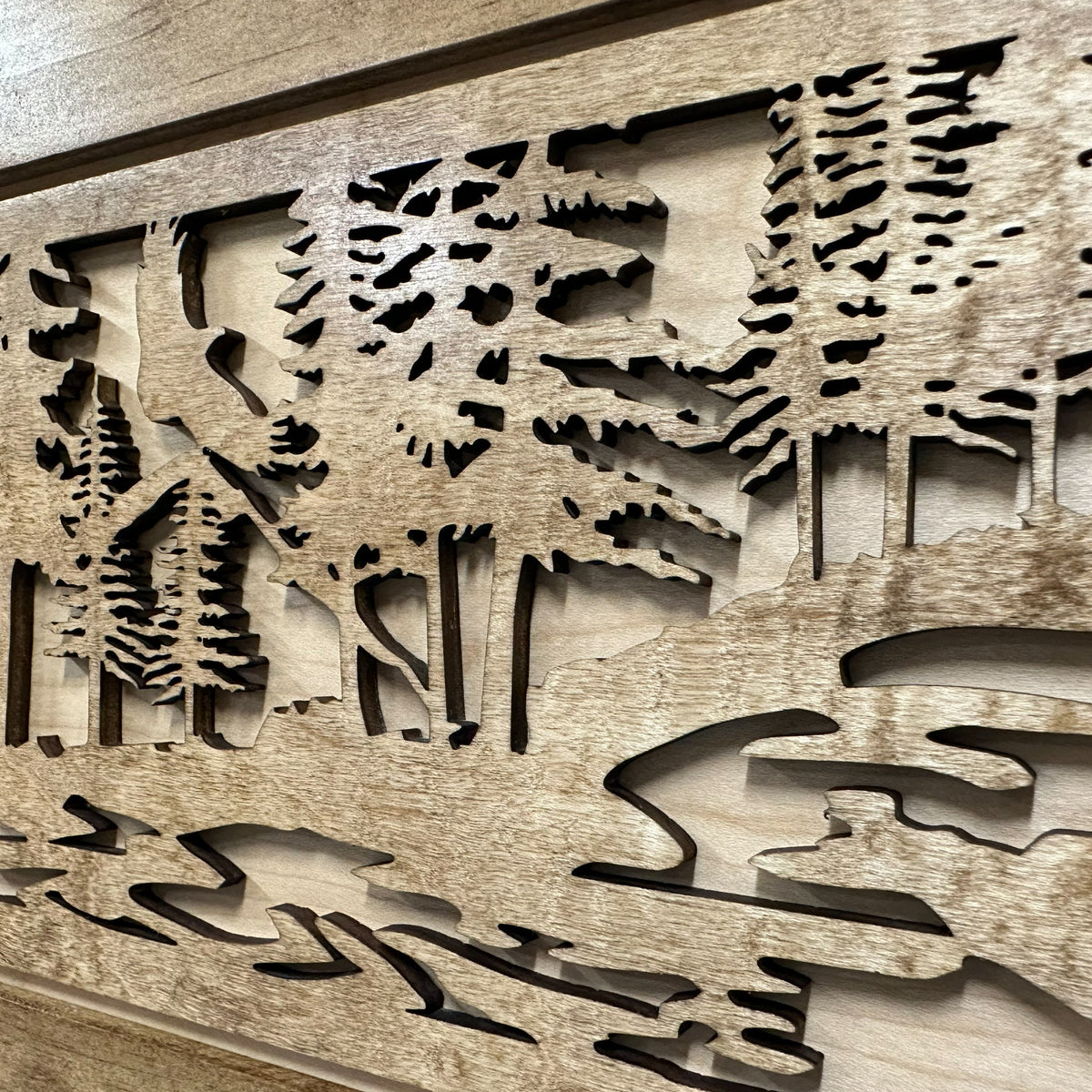 Eagle Stream Hidden Gun Cabinet with Magnetic Lock