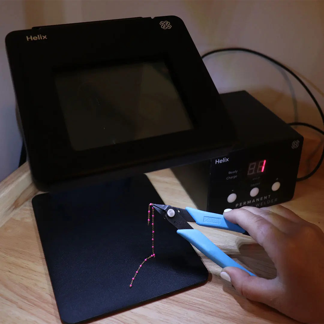 Xuron Grounded Pliers for Permanent Jewelry Welders Pepetools