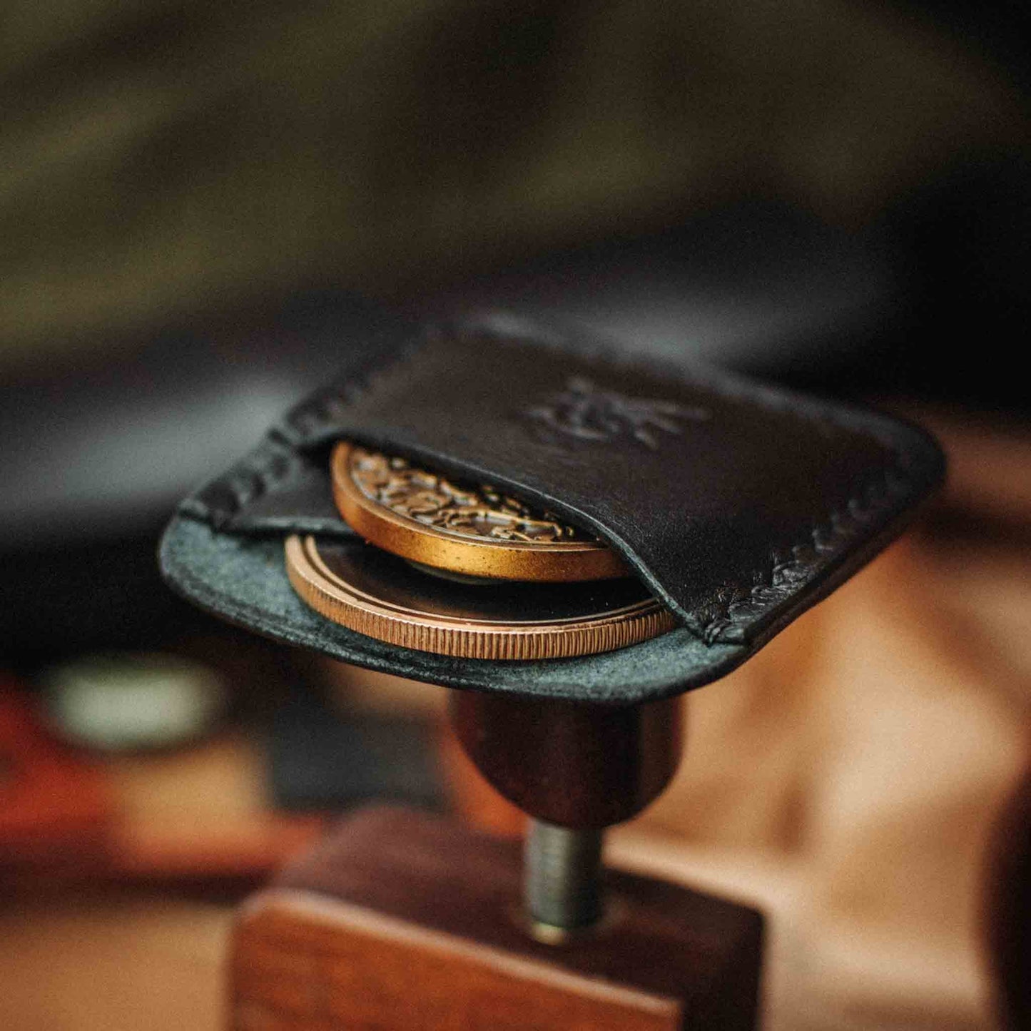 Peso Pocket Duo – Leather Holder for Two Coins | Pirate Goods